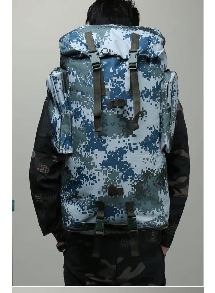 董嘉骏07城市数码背囊 特种部队迷彩背囊