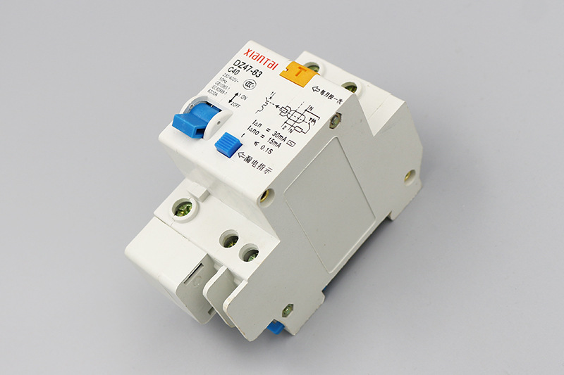 1p40a漏电保护器 供应漏电断路器 热水器开关