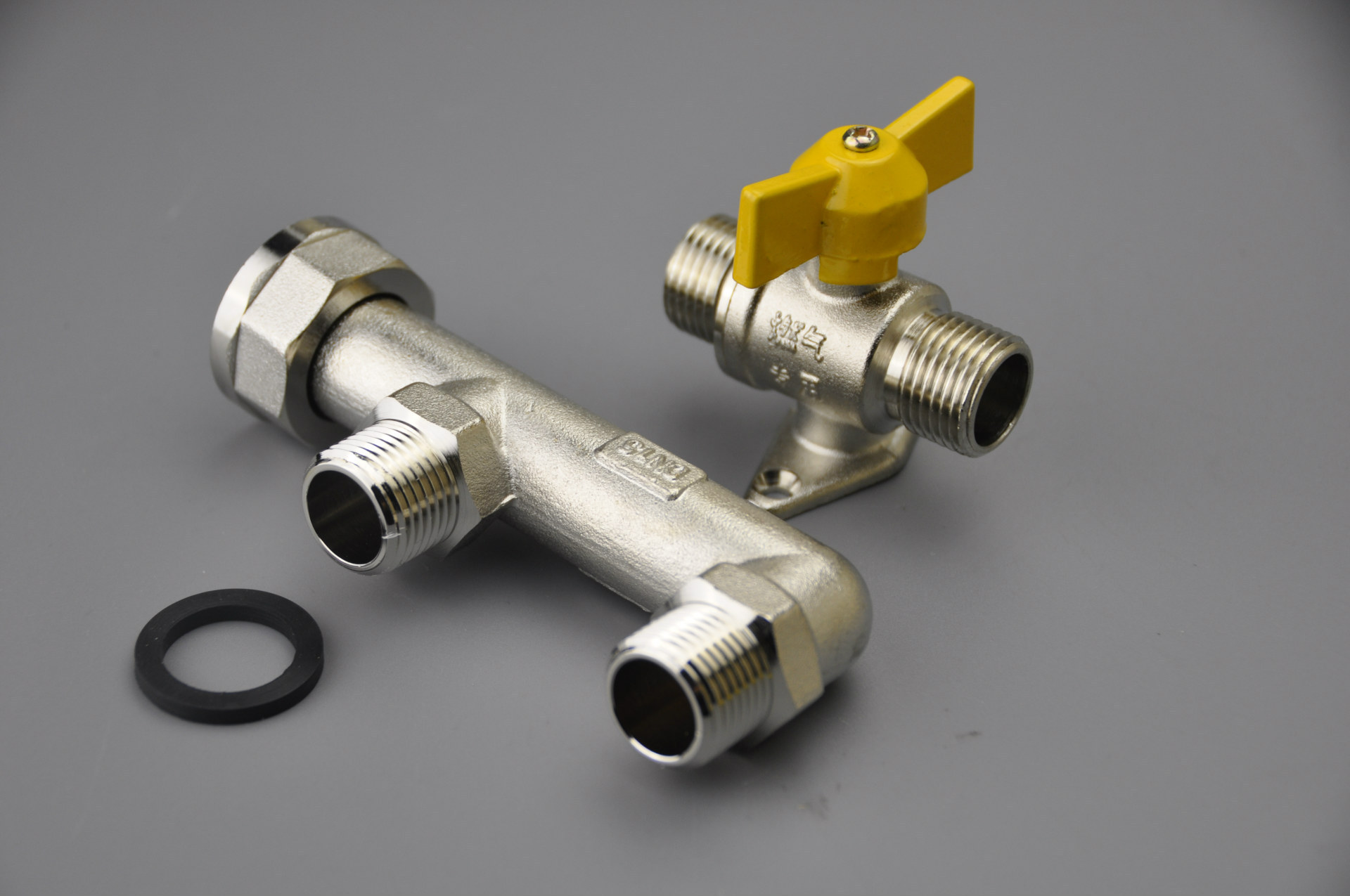 浙江杭丰管业有限公司_新型燃气波纹管专用4分全铜f型三通