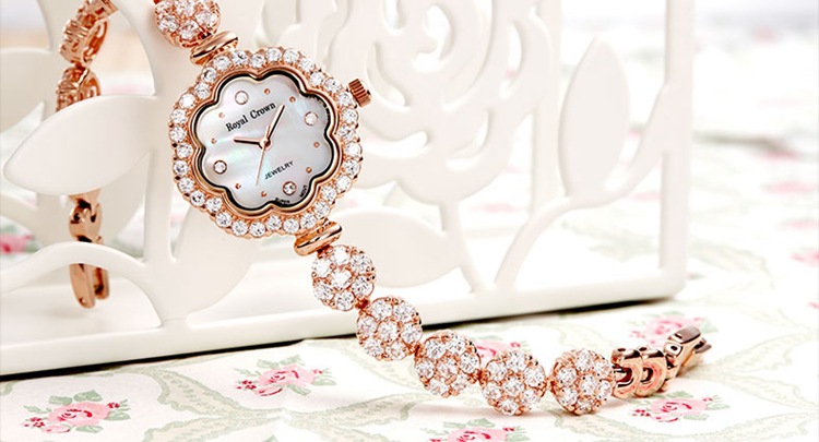 royal crown萝亚克朗手表 镶钻女手链表水钻花瓣时尚女表3816