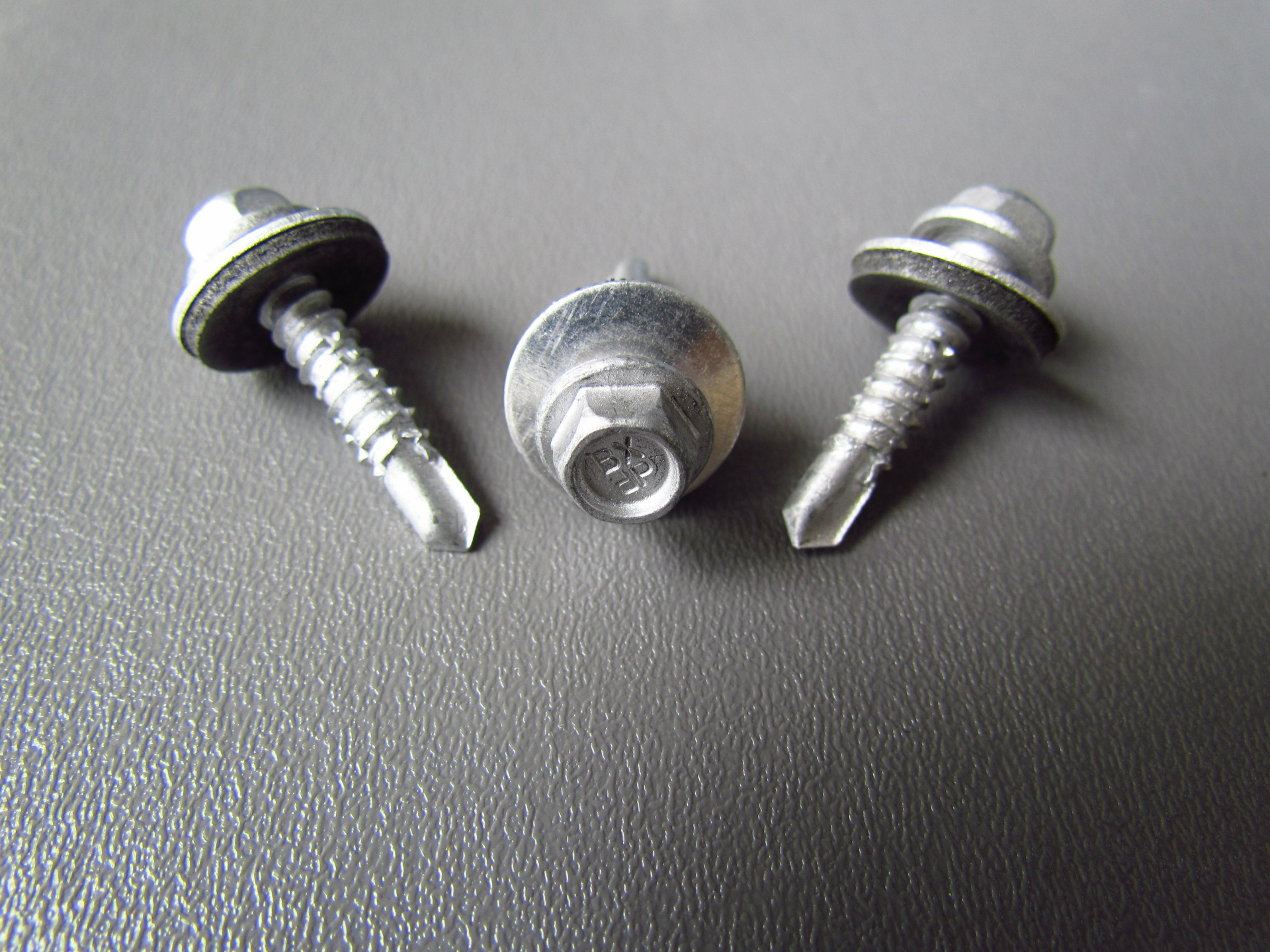 标的 不锈钢自攻镙钉