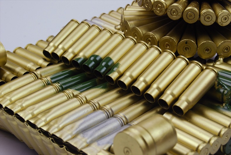 厂家直销 子弹壳 炮弹壳工艺品纪念品95转盘大坦克(迷彩)