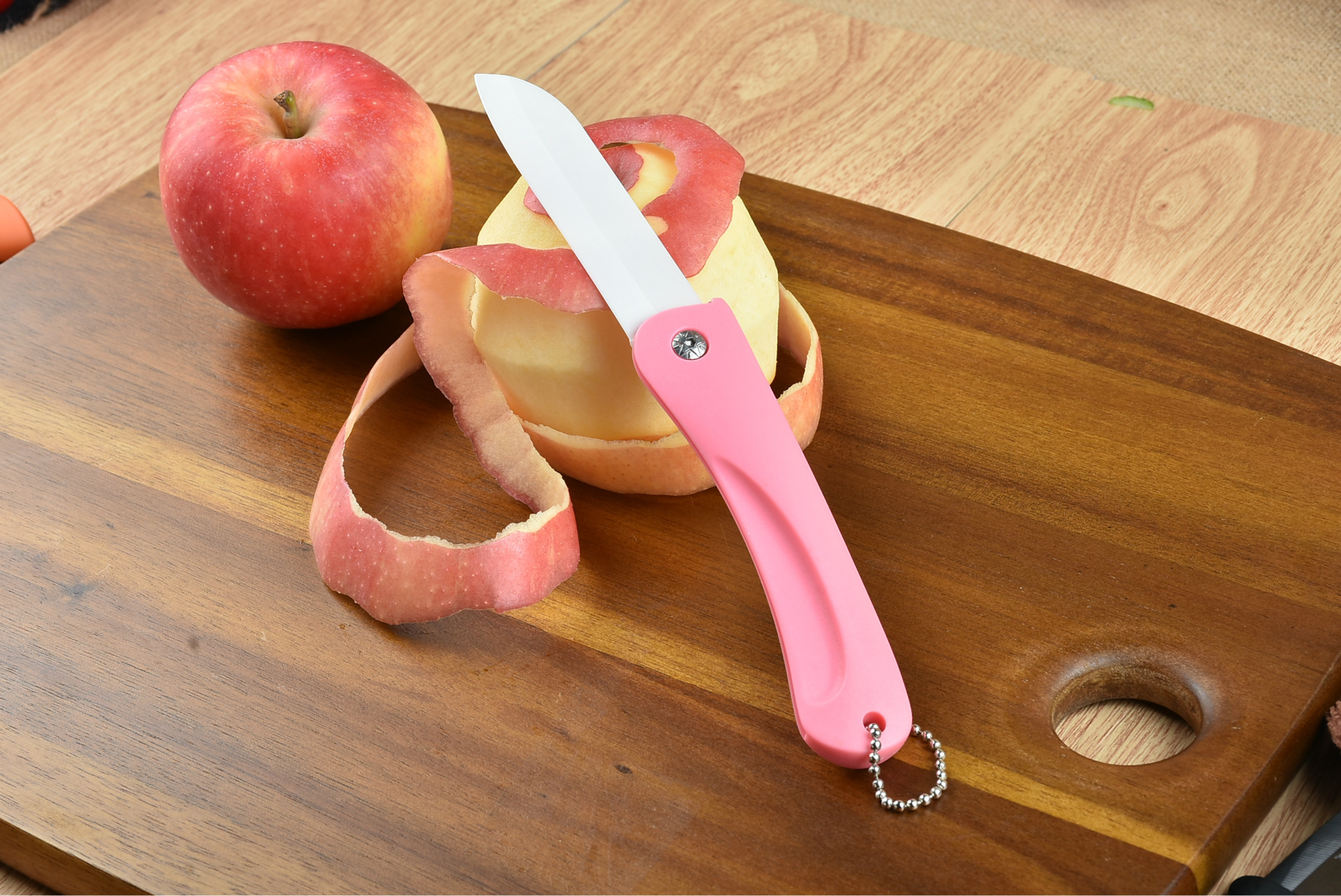 【品名】折叠陶瓷刀 【材质】刀刃:氧化锆(陶瓷),abs手柄 【规格】