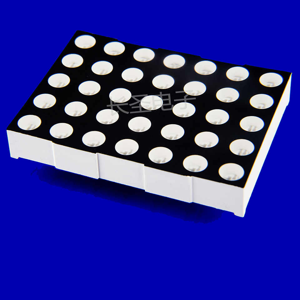 led数码管厂 点阵数码管 直径f1.9(757)红色圆孔型点阵 矩阵管