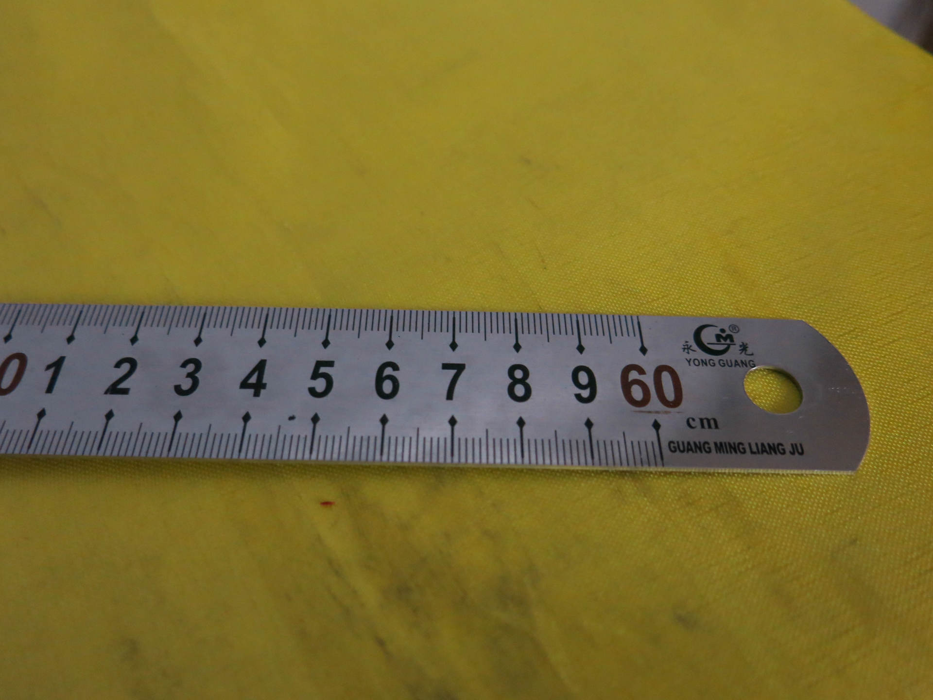 5mm  1/64 英寸 可量刻度:英寸:1/64,1/50, 1/32,1/20,1/16,1/10,1