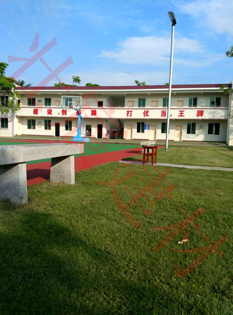 湛江空军基地丙烯酸篮球场11.4施工进度