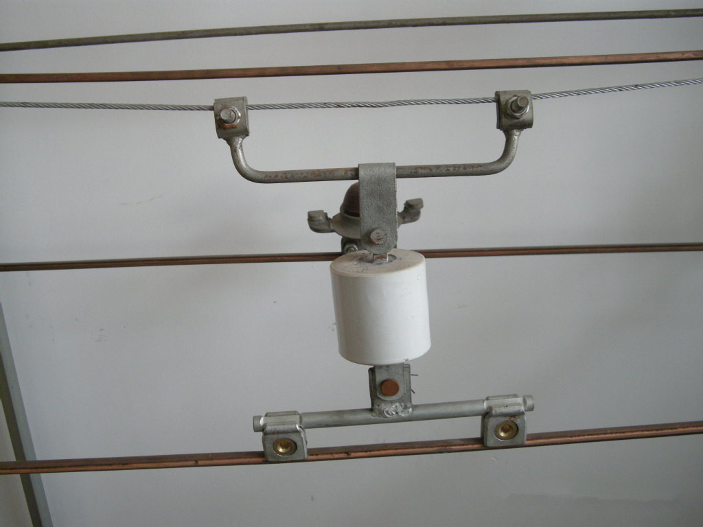 钢体滑触线绝缘子,绝缘子组件,轻轨轨道集电砣,瓷瓶