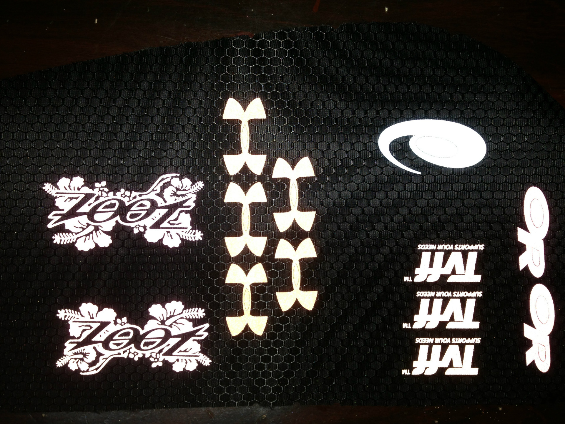 东莞厂家供应 七彩反光刻字膜 七彩反光烫