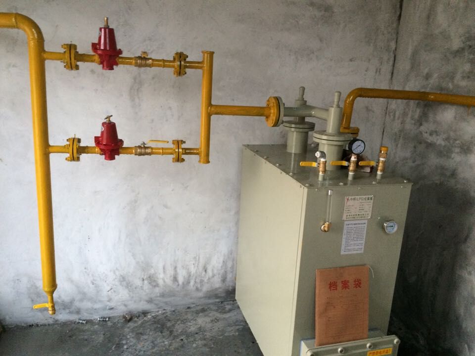 300kg电加热汽化器/300kg液化气电加热气化器