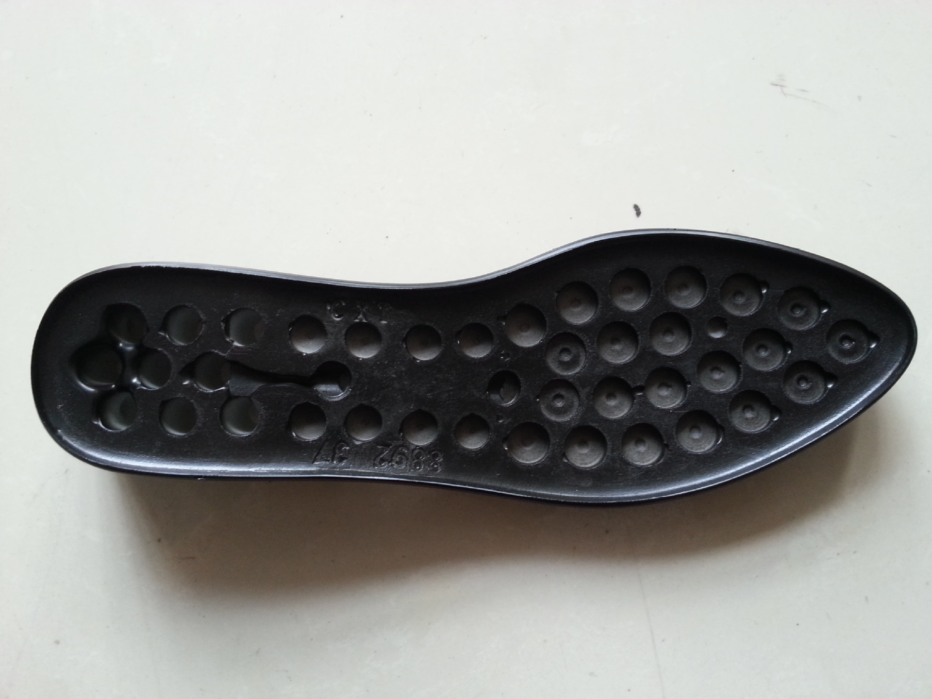 8892青岛诚信泰鞋材耐磨防滑聚氨酯单鞋pu鞋底 高中档 外贸出口