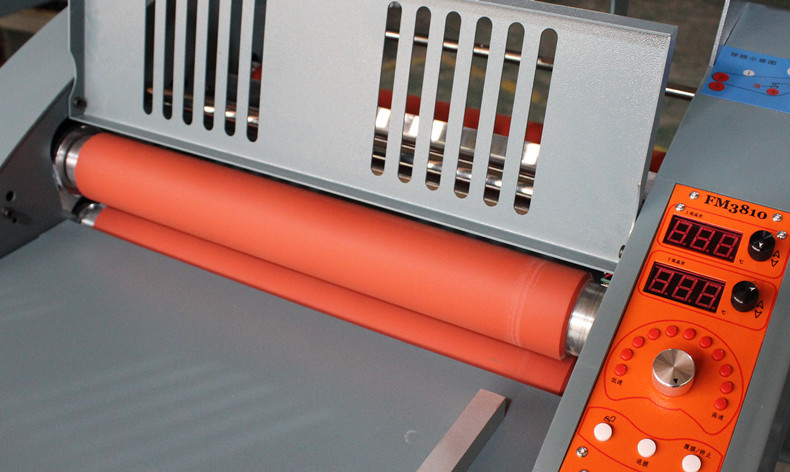 fm3810b2小型全自动覆膜机照片腹膜画册封膜过膜机冷裱机