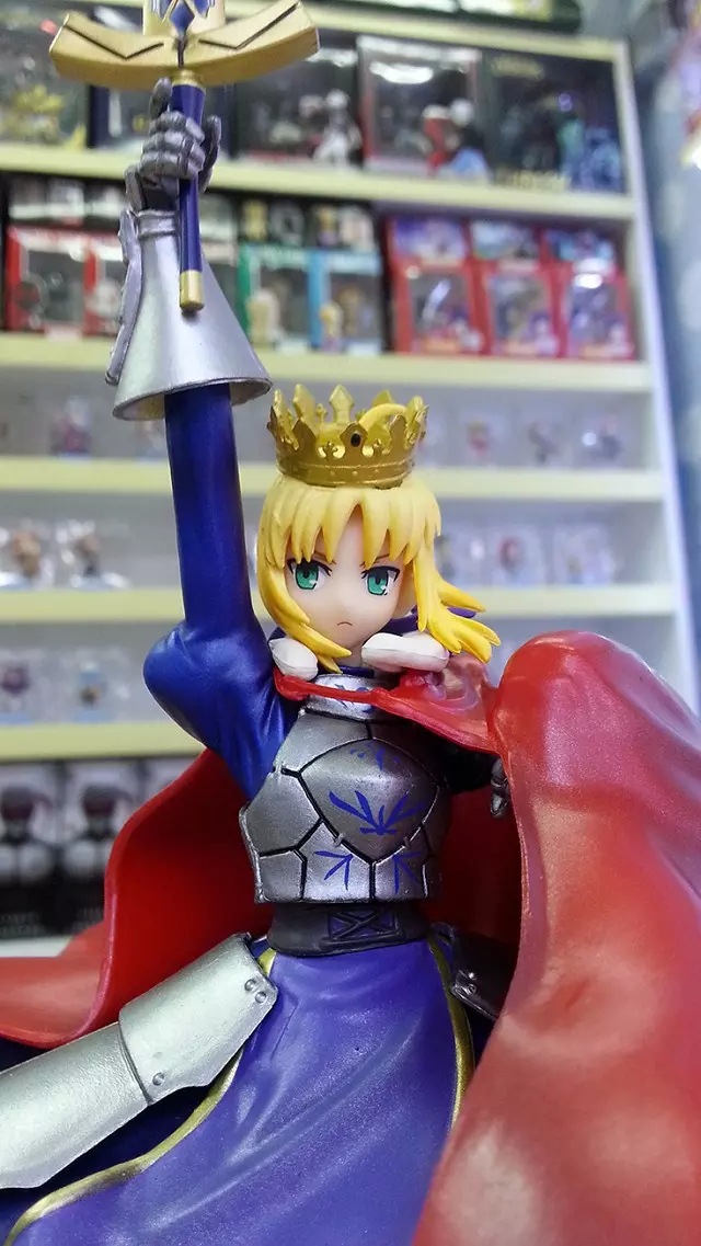 fate命运之夜 saber吾王 塞巴皇冠saber 国产精美摆件手办