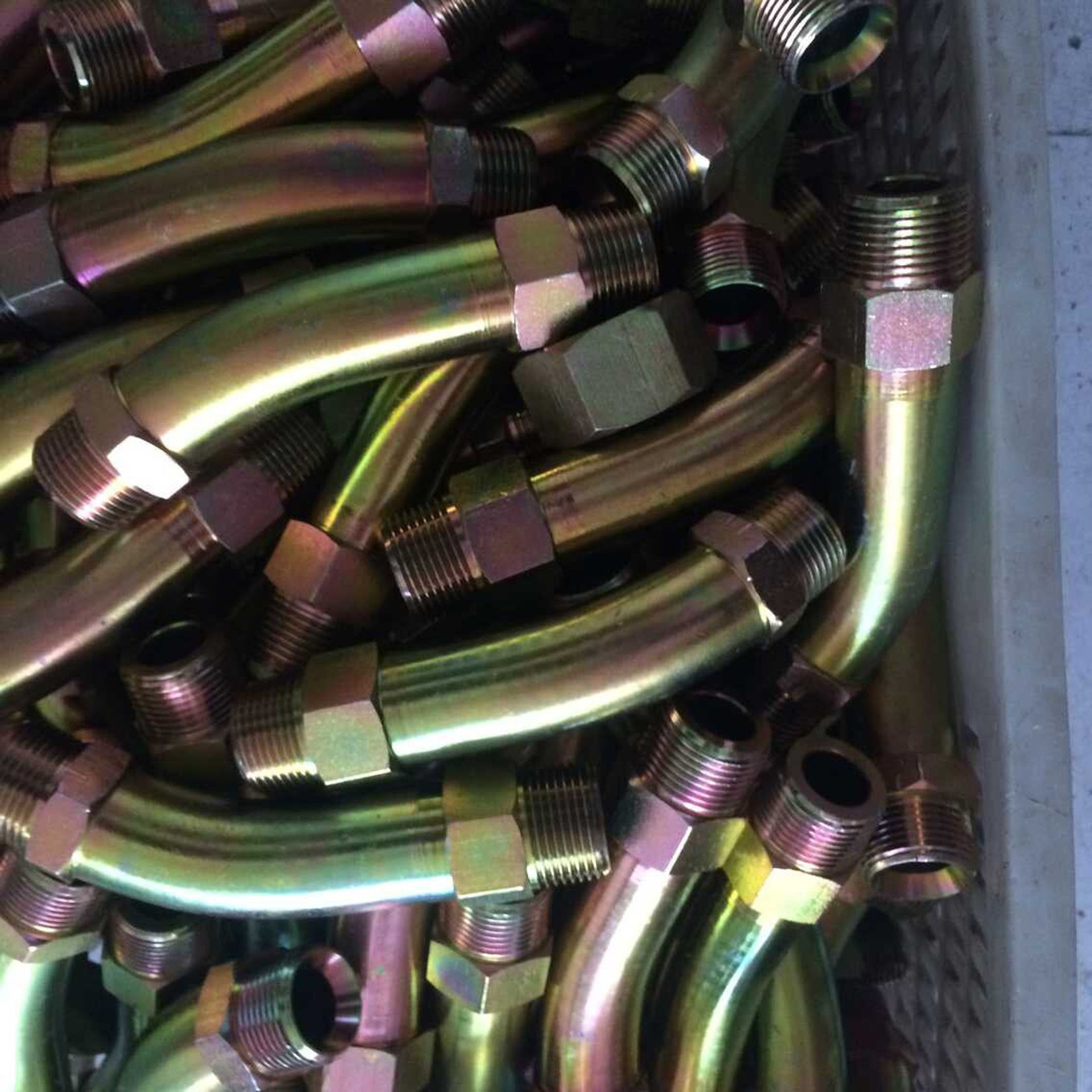 厂家供应高压高速挖掘机用接头 液压设备接头 高压胶管接头