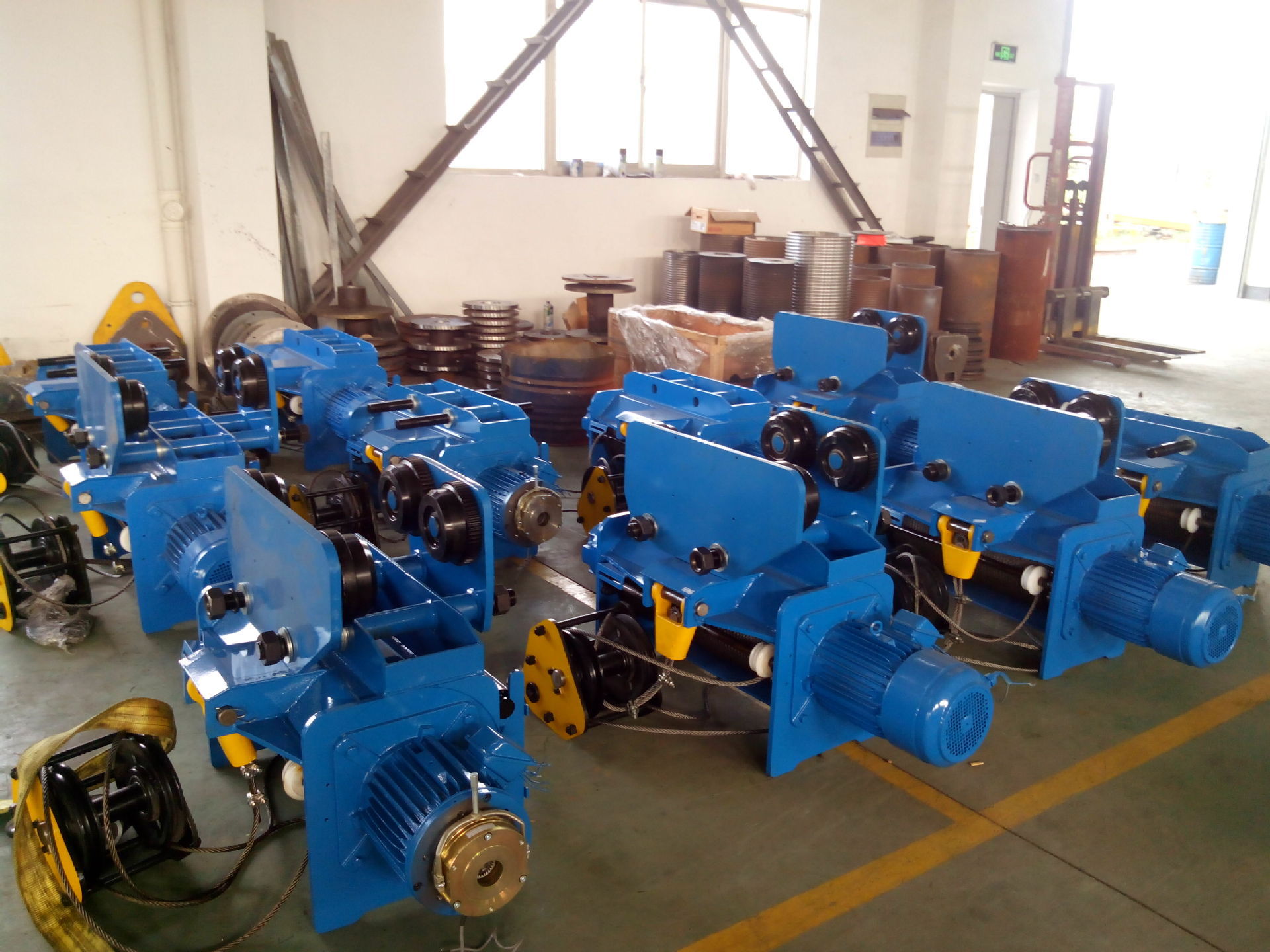 出口 日本 台湾 双梁 双轨 侧挂 钢丝绳 电动葫芦