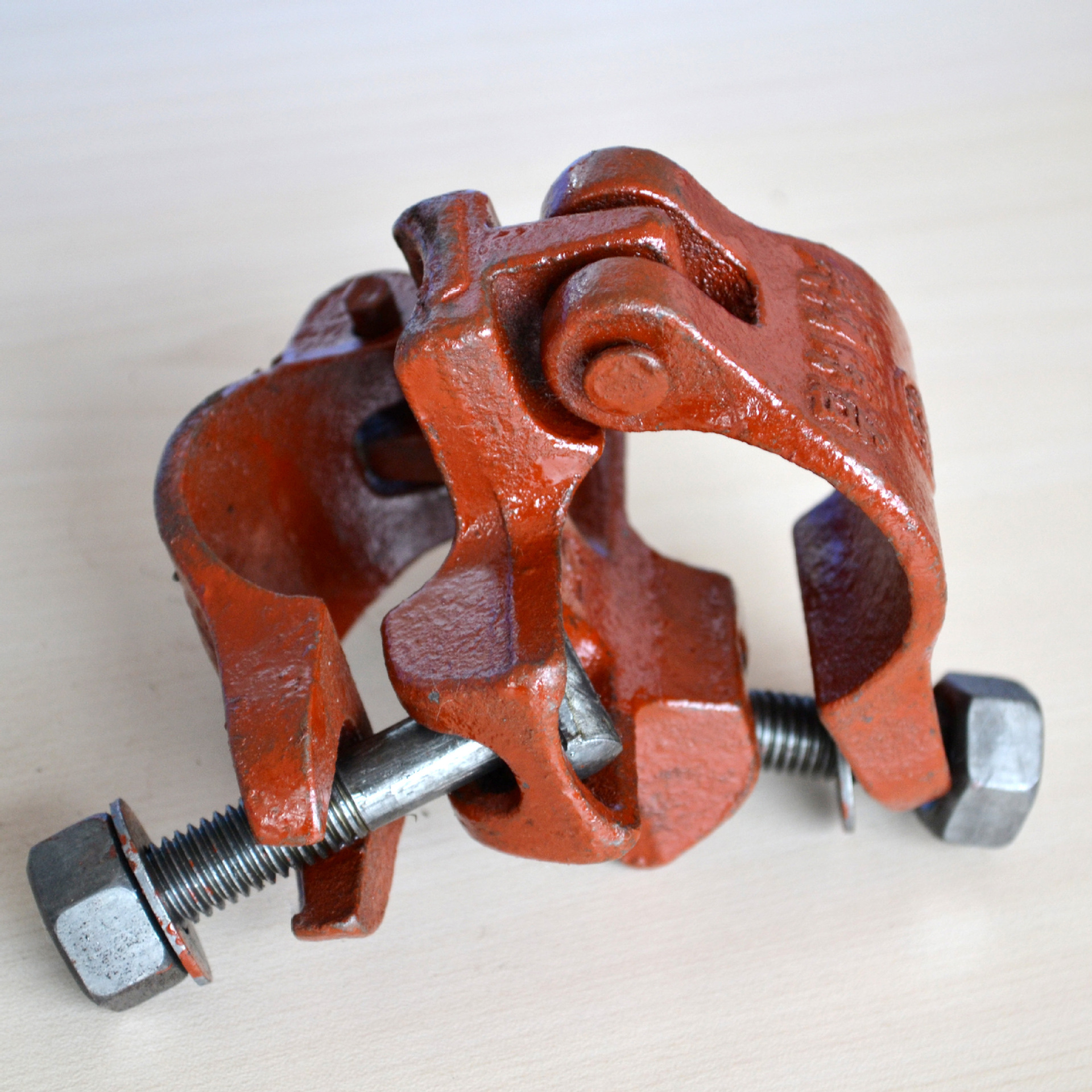 供应优质低价十字扣件 连接扣件 旋转扣件