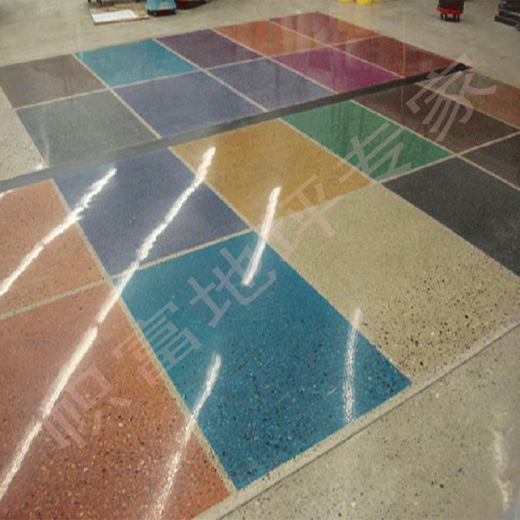 批发锂基彩色喷涂 染色固化剂地坪材料 原色混凝土液体渗透剂施工