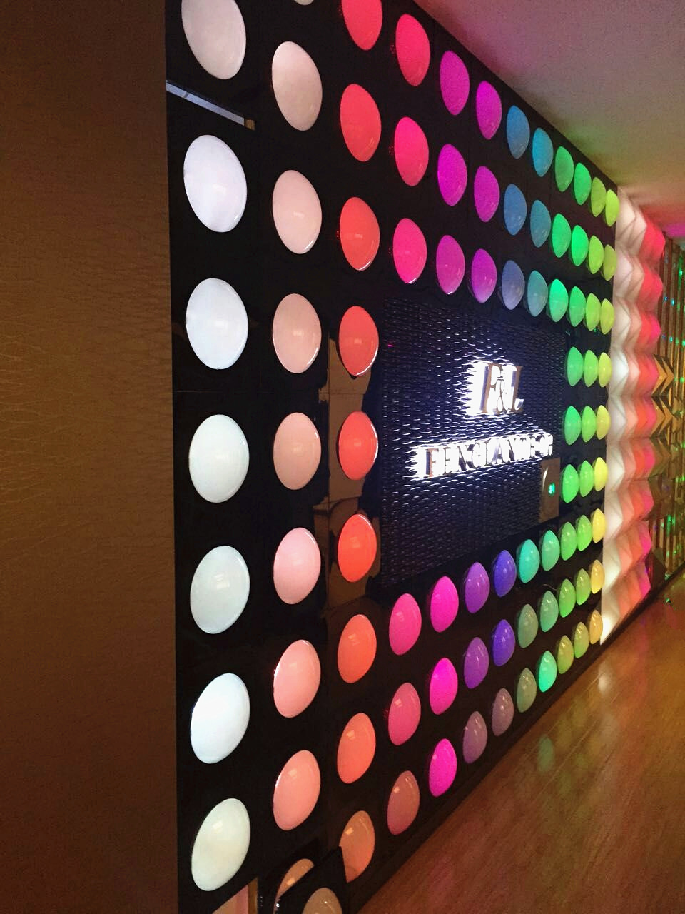 水晶透光砖/集成吊顶/广告门头灯/ktv/水晶三维扣板-波浪-黑色