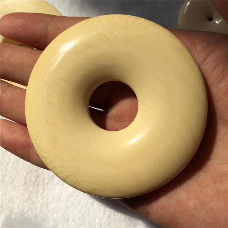 厂家直销高仿象牙 平安扣吊坠 猛犸象牙工艺品象牙果带牙纹批发