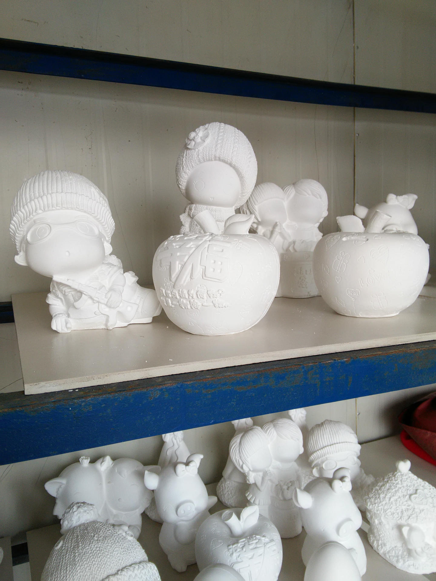 彩绘石膏娃娃模具粉 大量供应