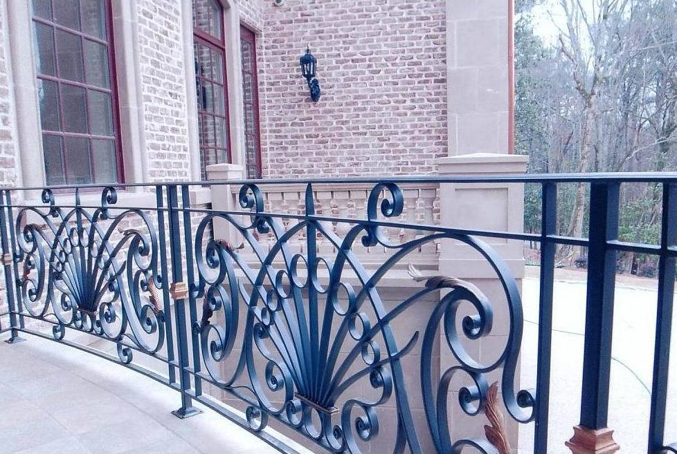 厂家直销 欧式别墅铁艺护栏 铁艺围墙栅栏 公园铁艺栏杆 金属栏杆