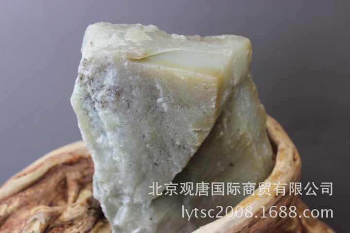 1.09公斤糖白镯子料