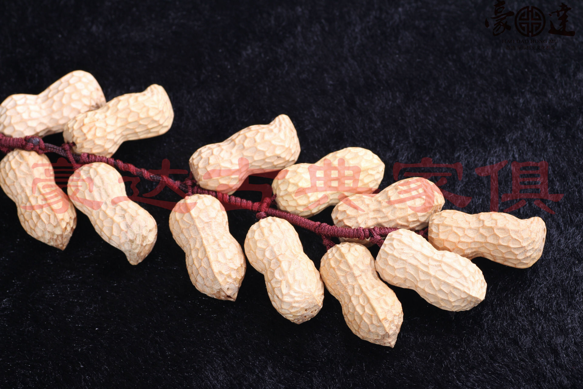 厂家直销 黄杨木花生挂件车挂手把玩件 文玩木雕工艺品配10粒12颗