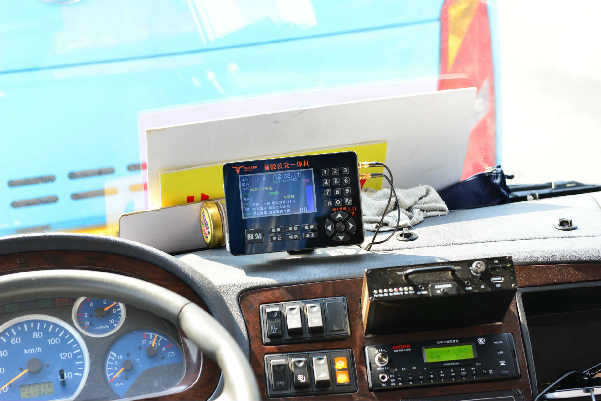 【厂家直销】深圳市等城市公交手动语音报站器 低价出售