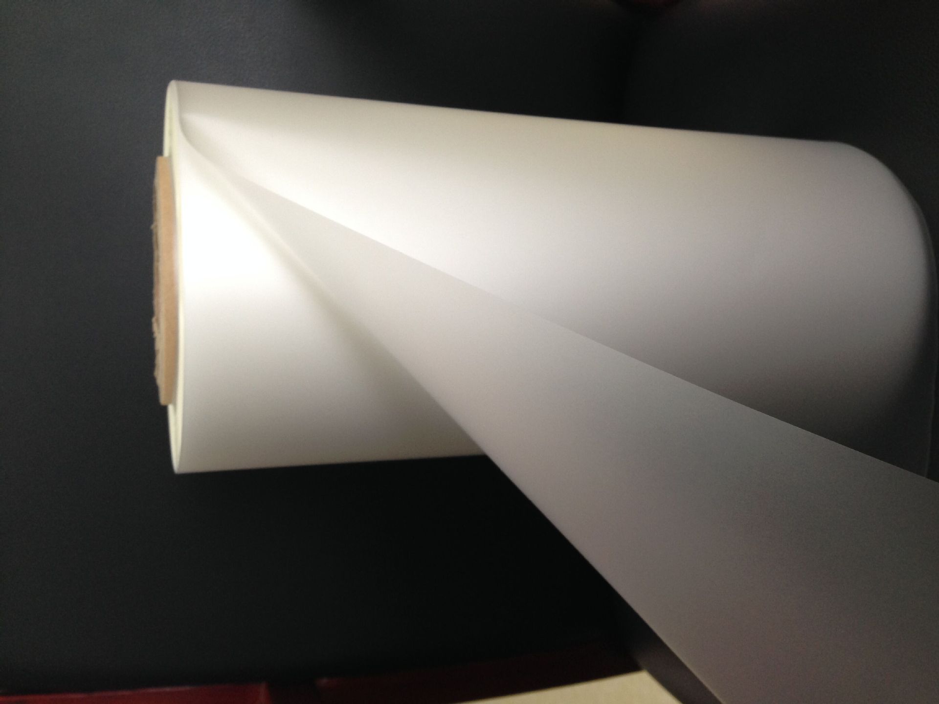 bopp触感膜 手感膜哑膜 即涂预涂覆膜专用 奢侈品包装盒膜