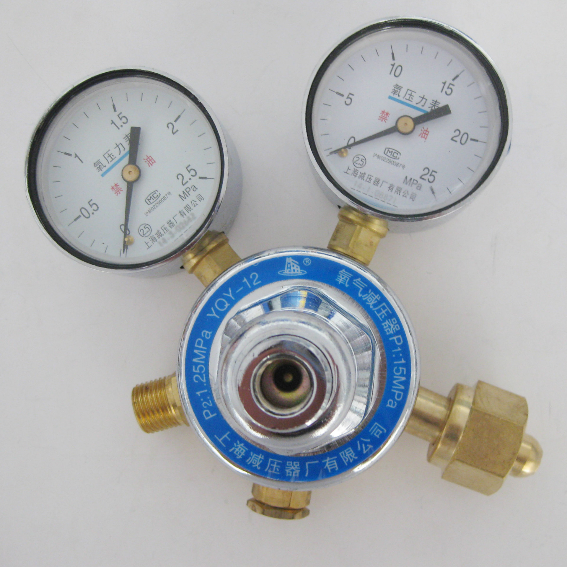 热销氧气减压器yqy12上减牌现货供应