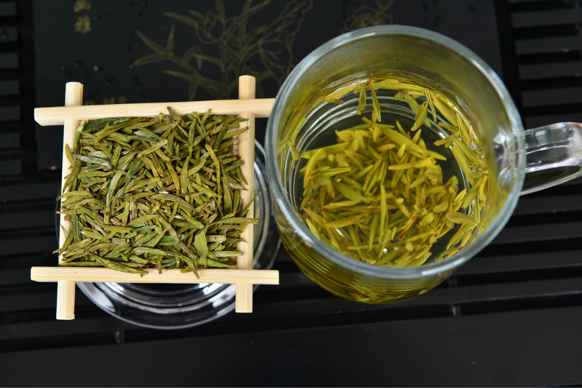 厂家2015新品特级明七佛贡茶