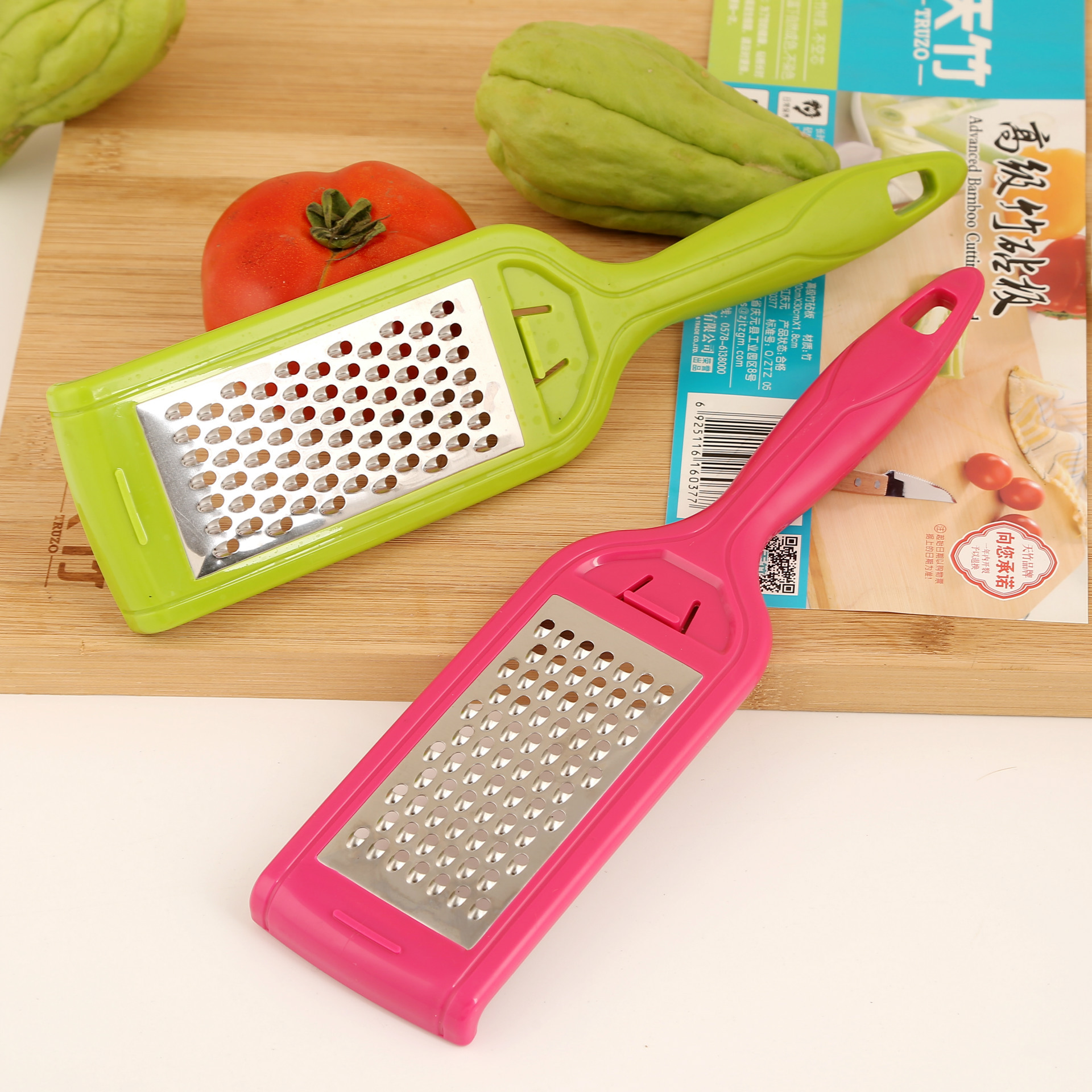 factory direct supply stainless steel kitchen vegetable and fruit grater peeler household garlic grinder mortar