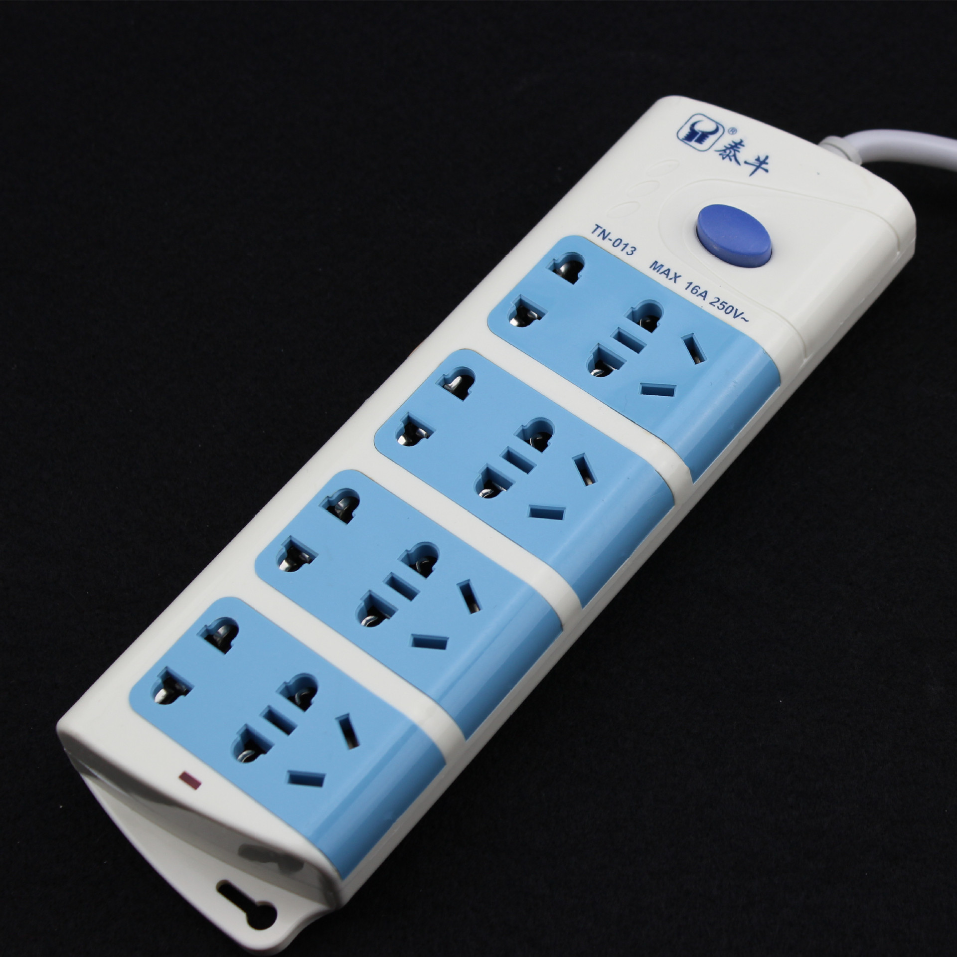 长期销售 泰牛013创意电源开关排插座 新国标高性能带线排.