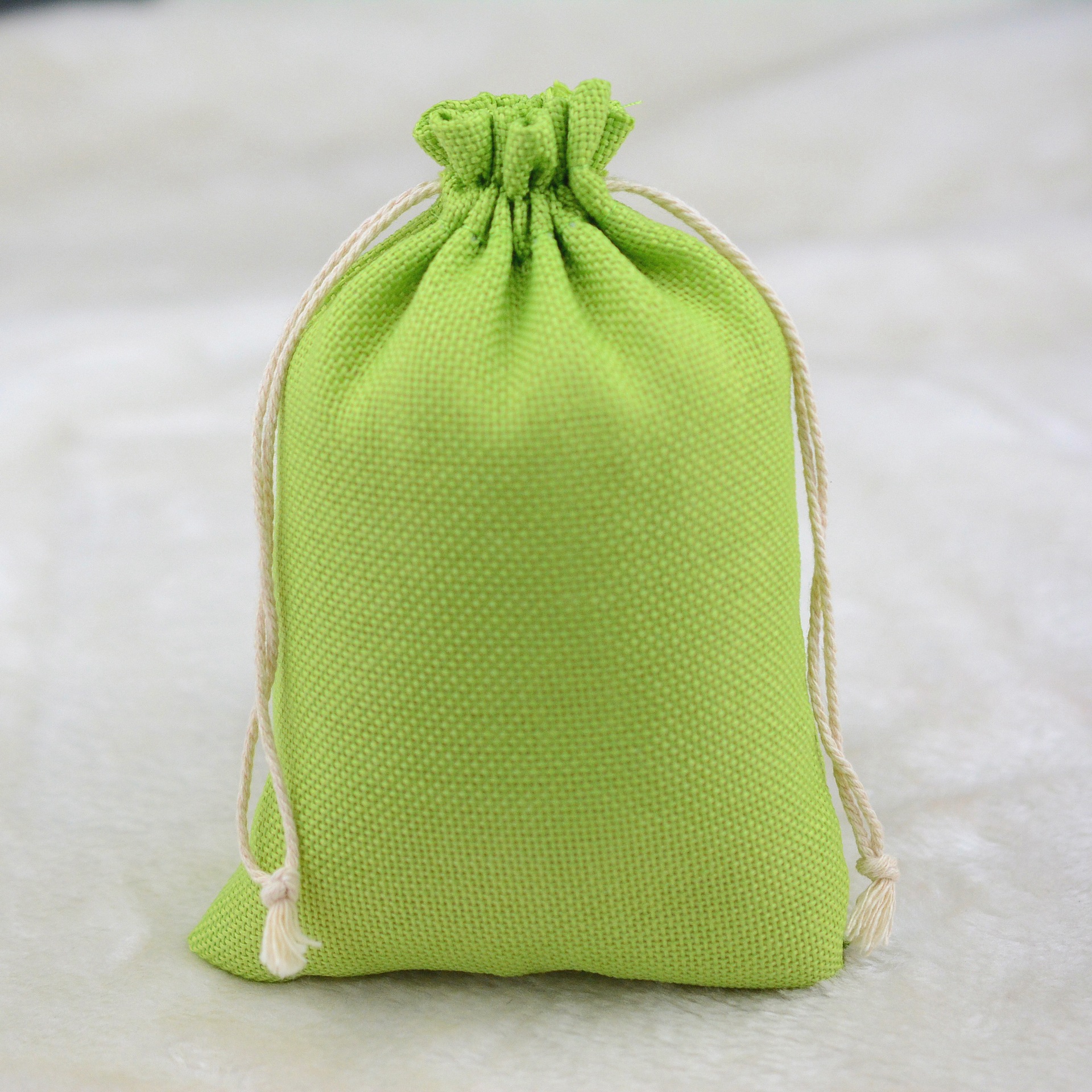 13*18cm新款时尚麻麻布束口袋 礼品首饰袋 拉绳袋批发 多色可选