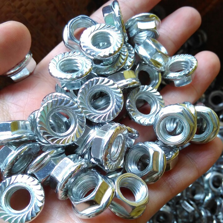 防滑法兰螺母 法兰面螺母 六角法兰母  m3 m4 m5 m6 m8 m10 m12