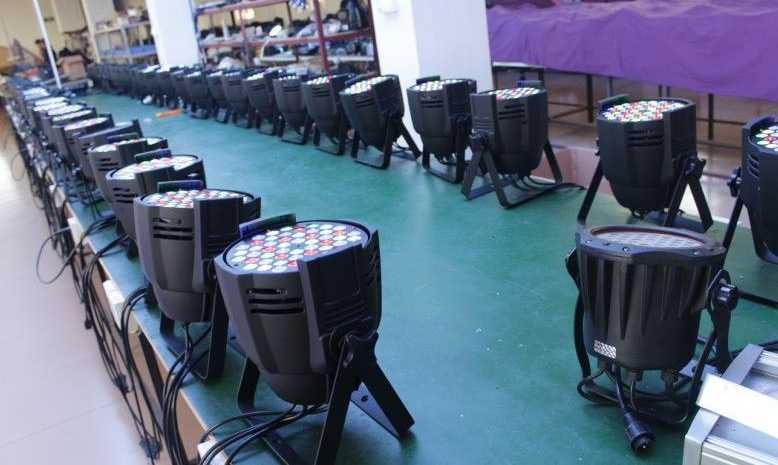 厂家直销 led54颗帕灯舞台闪光灯 大小功率帕灯 rgb帕灯