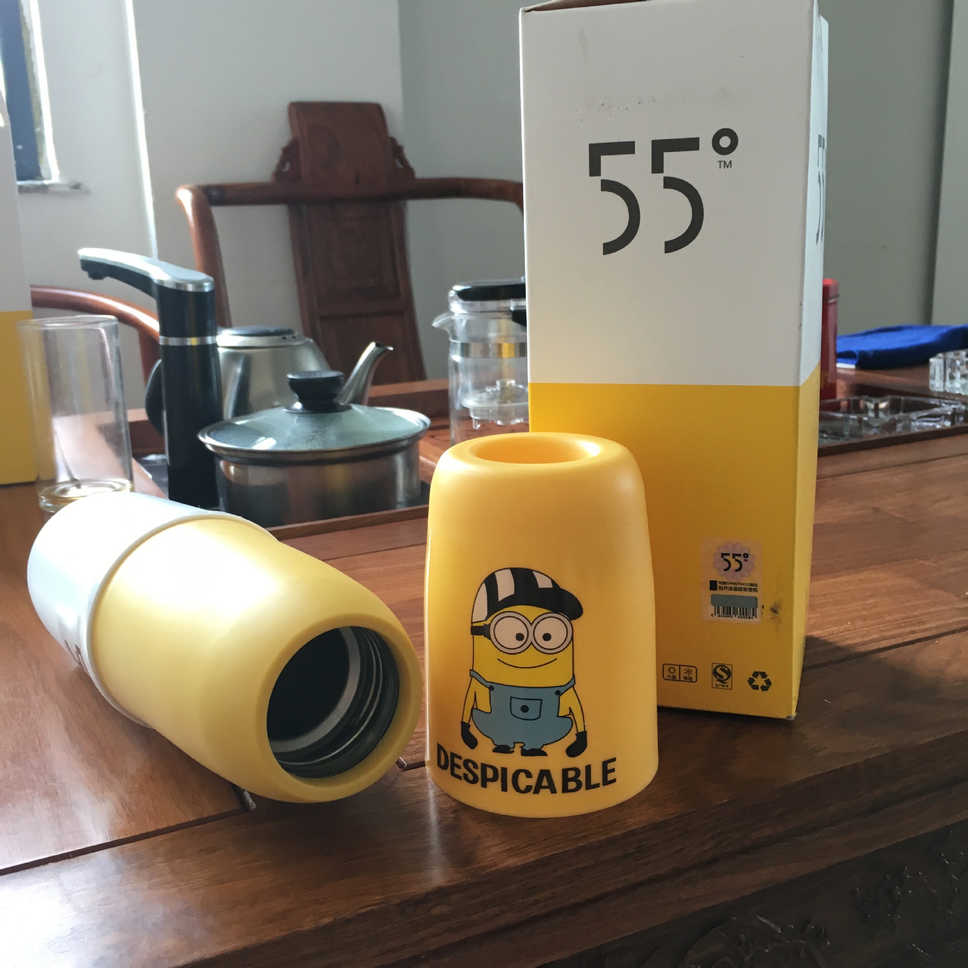 2581379700_738929858