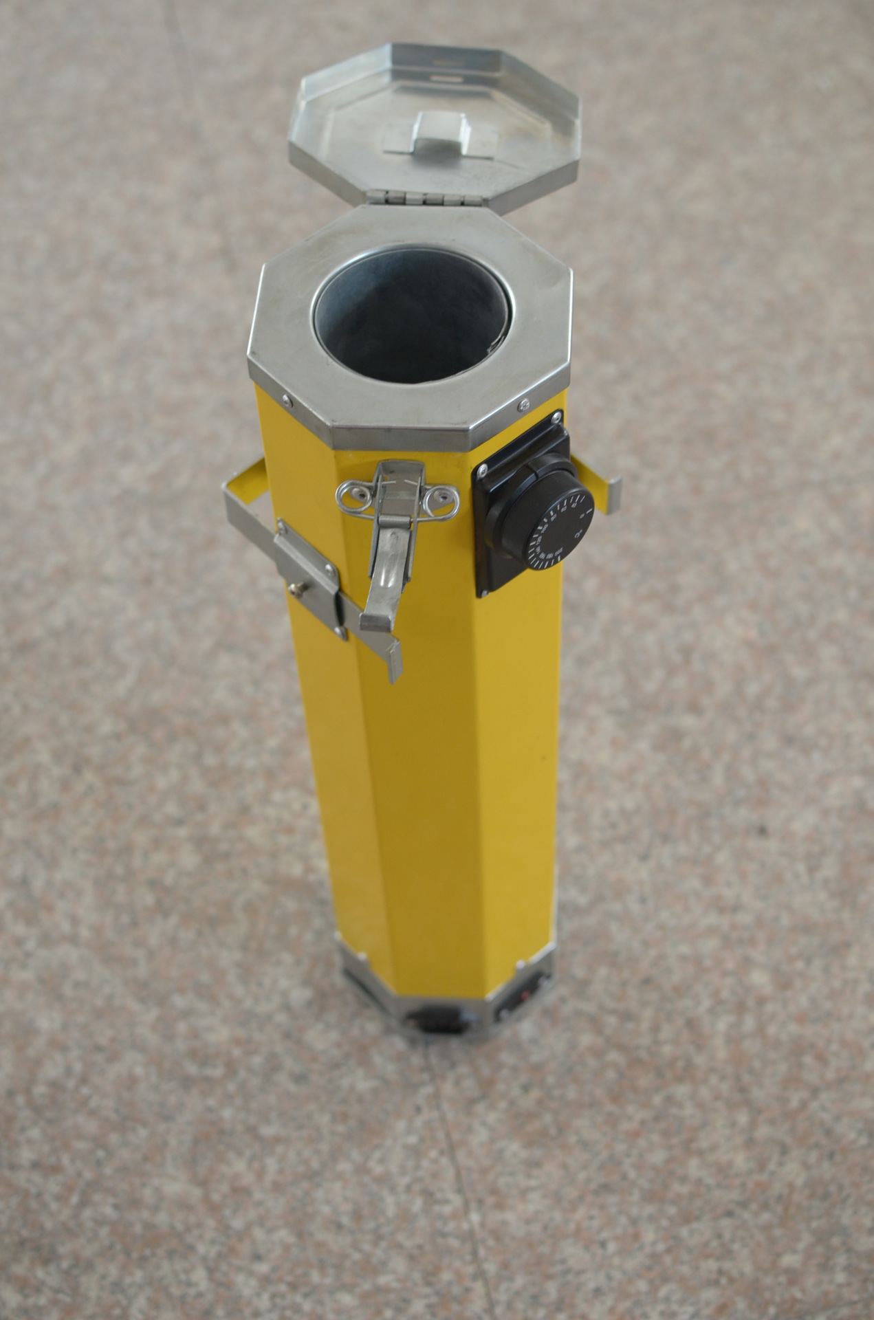 条保温筒_厂家直销美式电焊条保温筒便携式保温筒 烘干筒 - 阿里巴巴