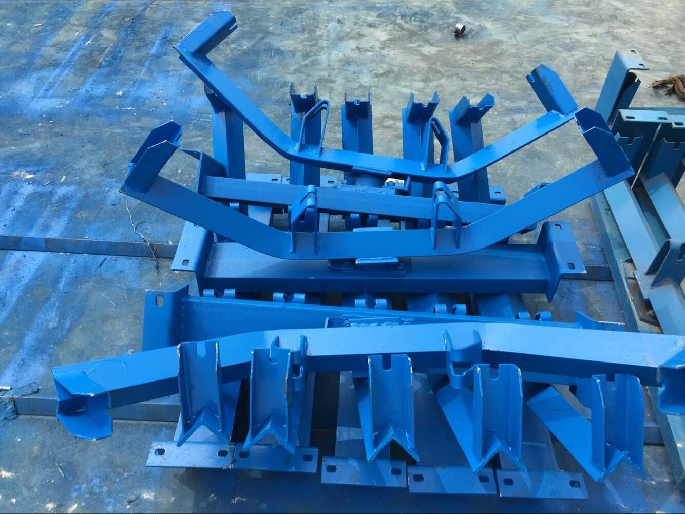 供应托辊支架槽型托辊支架输送机托辊支架dtii型托辊支架