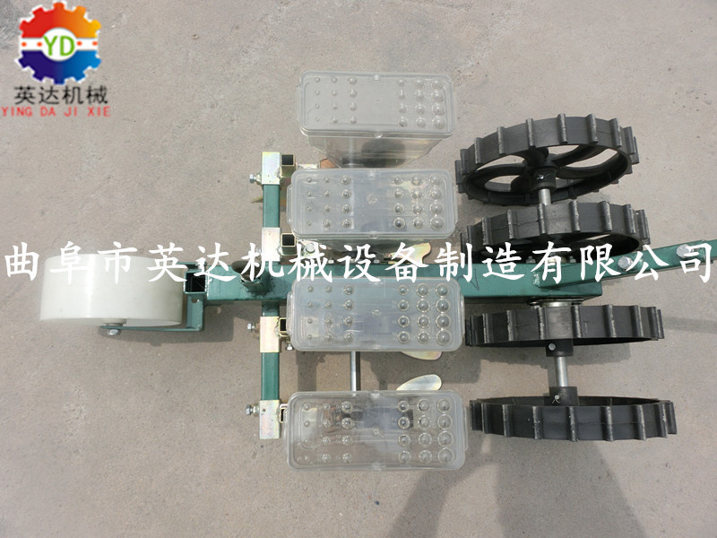 手推式精播机 .