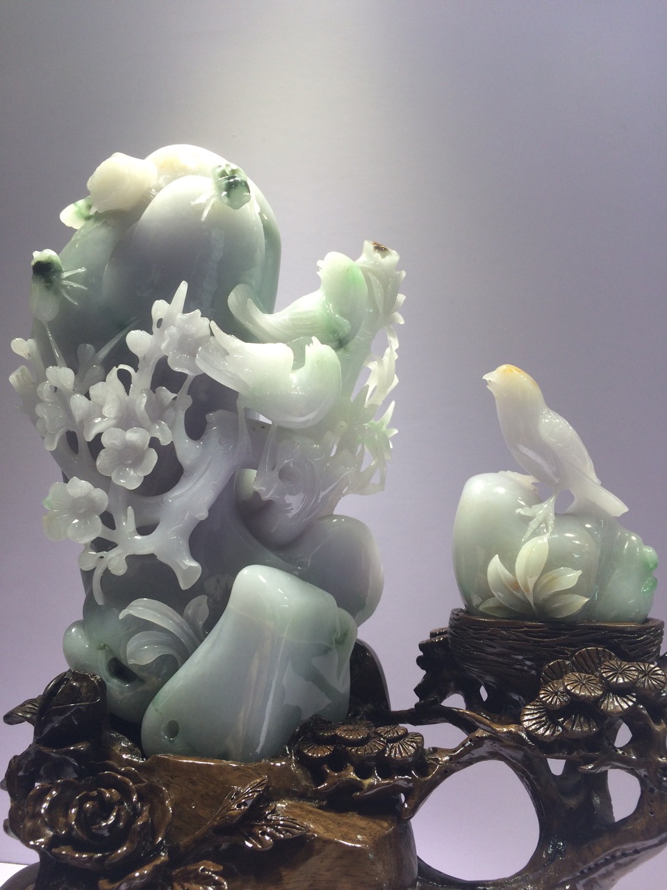 天然a货翡翠三彩紫罗兰精雕花鸟喜上眉梢摆件