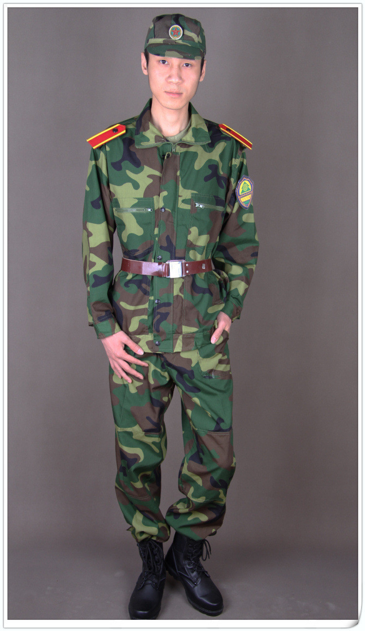 厂家批发学生军训迷彩服套装 福建广东大中学员服 涤棉校服拓训服