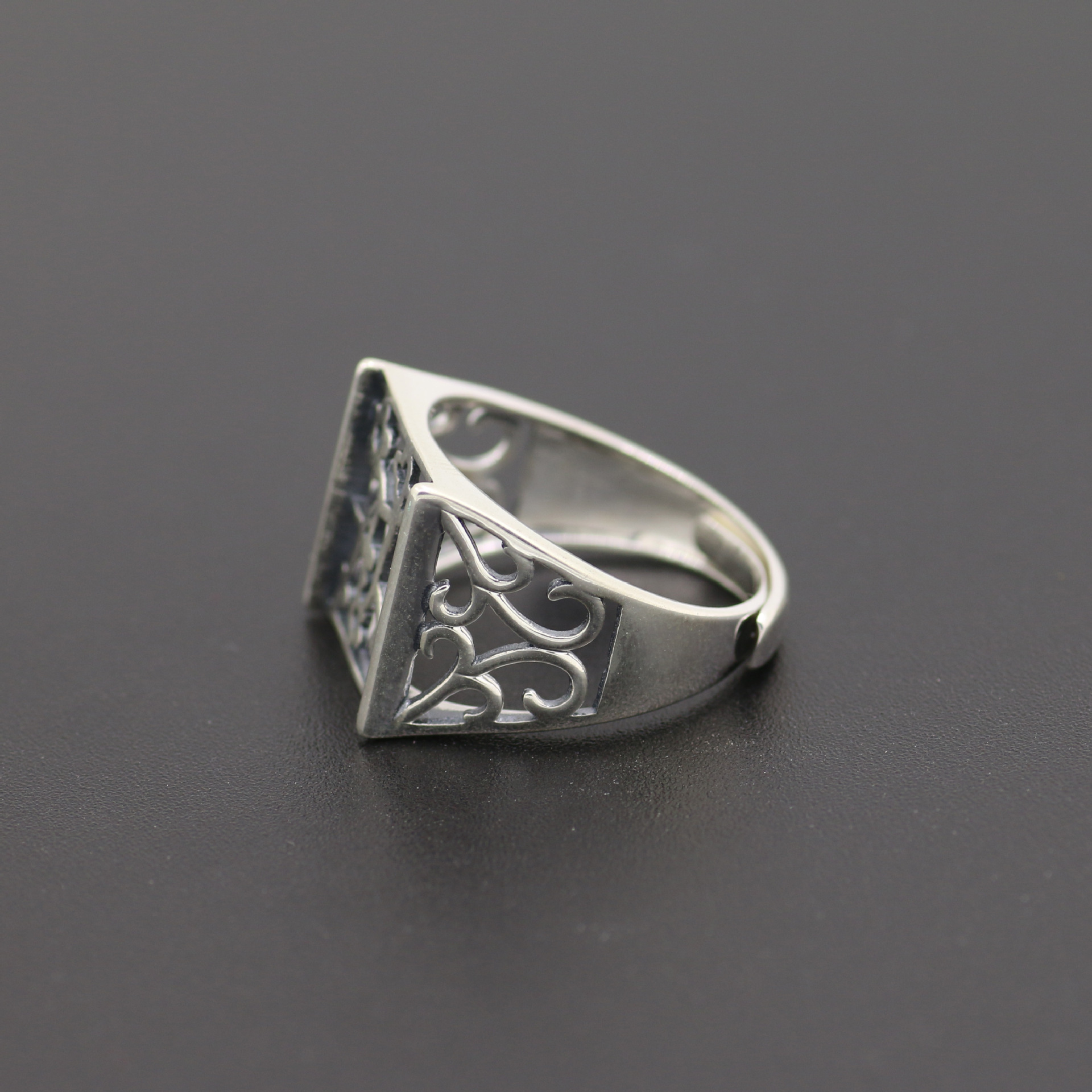 批发泰银戒指diy纯银戒指复古活口蜜蜡戒托 出售各类宝石开口空托