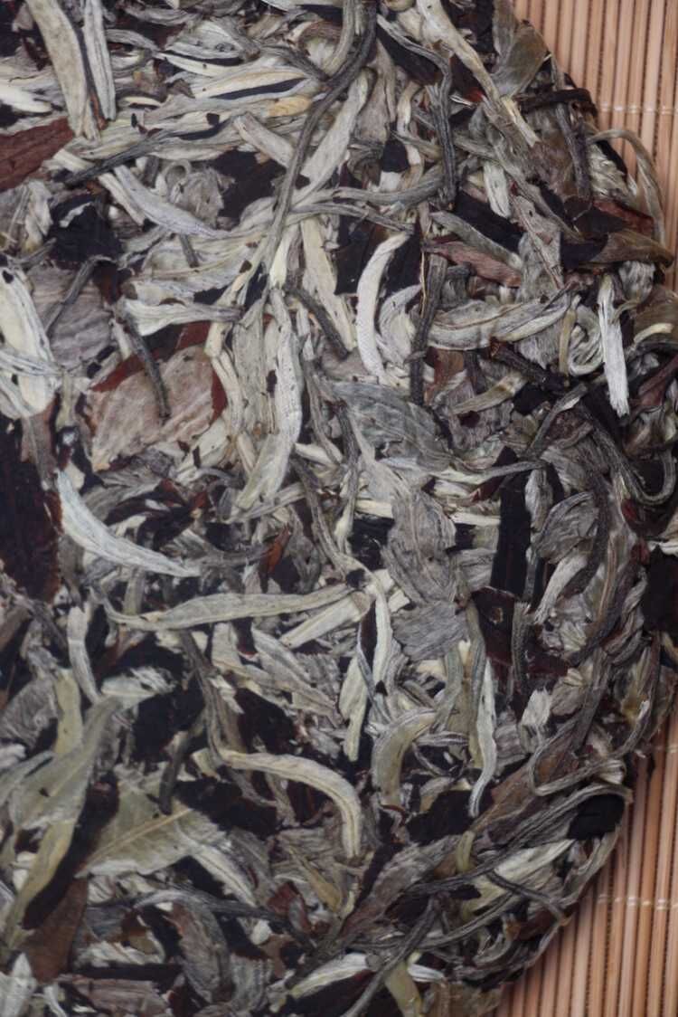 勐海普洱茶 云南大叶种晒青茶饼黑茶 优质纯料手工茶厂家批发