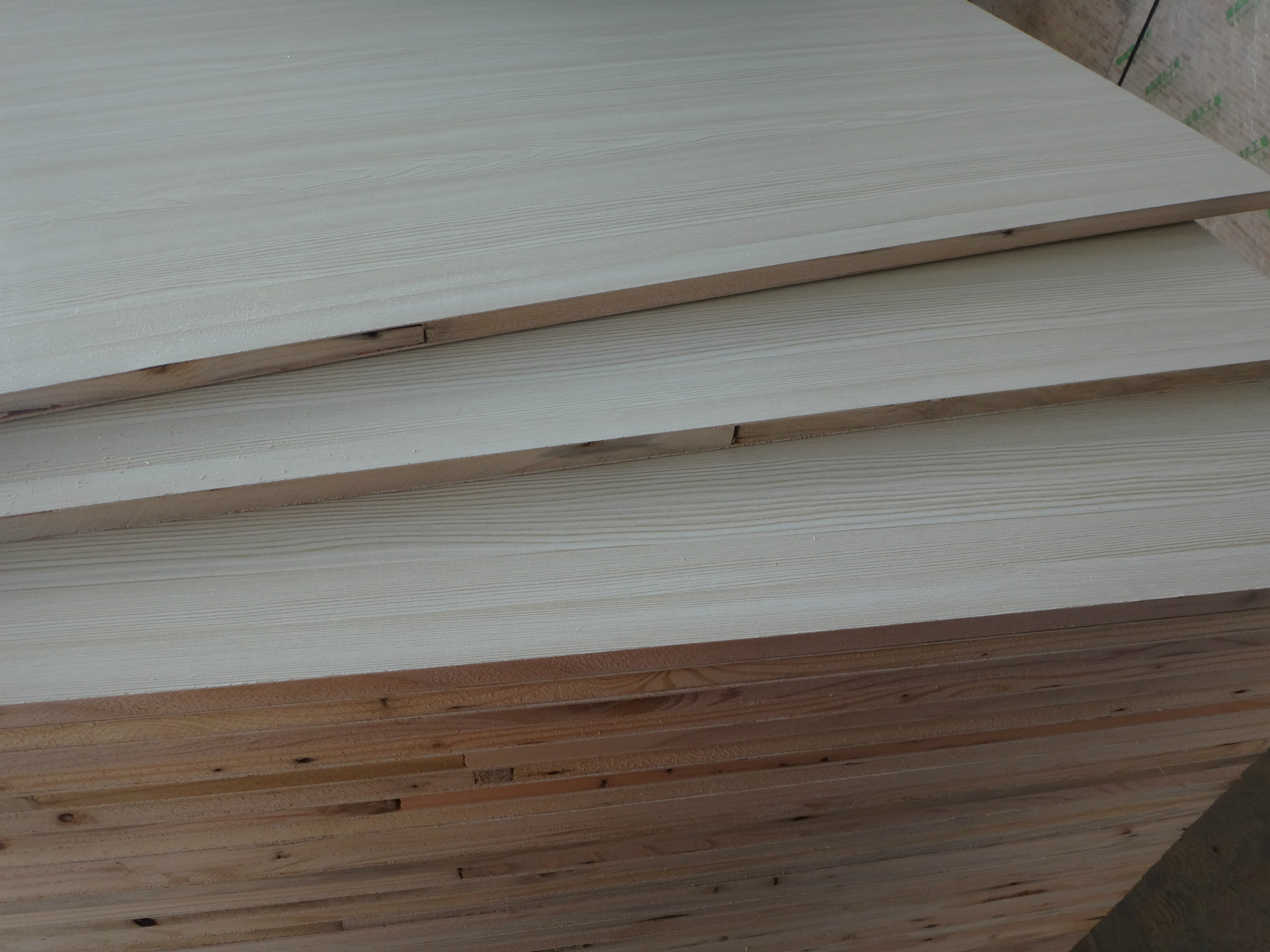 供应香杉木木工板免漆细木工板多种规格可制家装板材欢迎选购