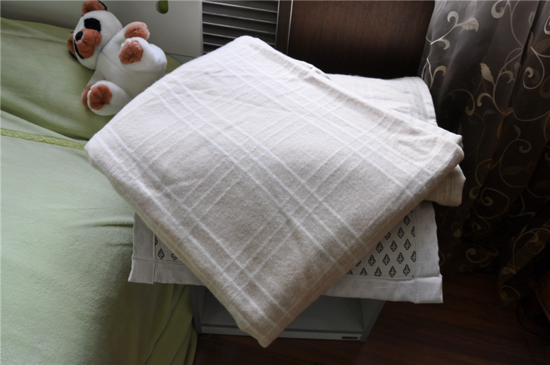 进口澳毛纯毛毛毯 美利奴羊毛毯 提花可织八个色空调毯 厂家定做