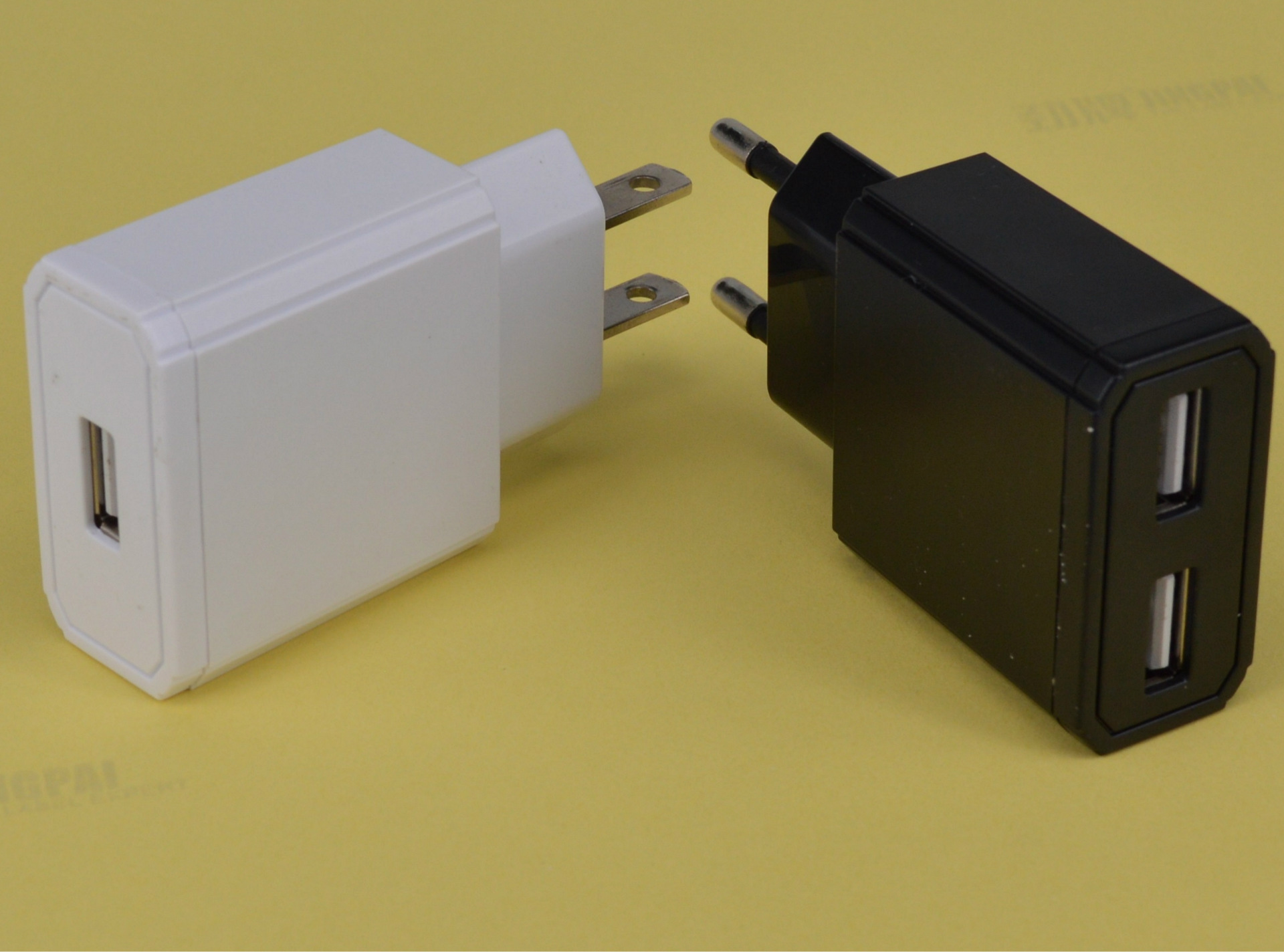 5v3a充电器 usb接口平板电脑快速充电器 超薄厚度 过emc pse认证