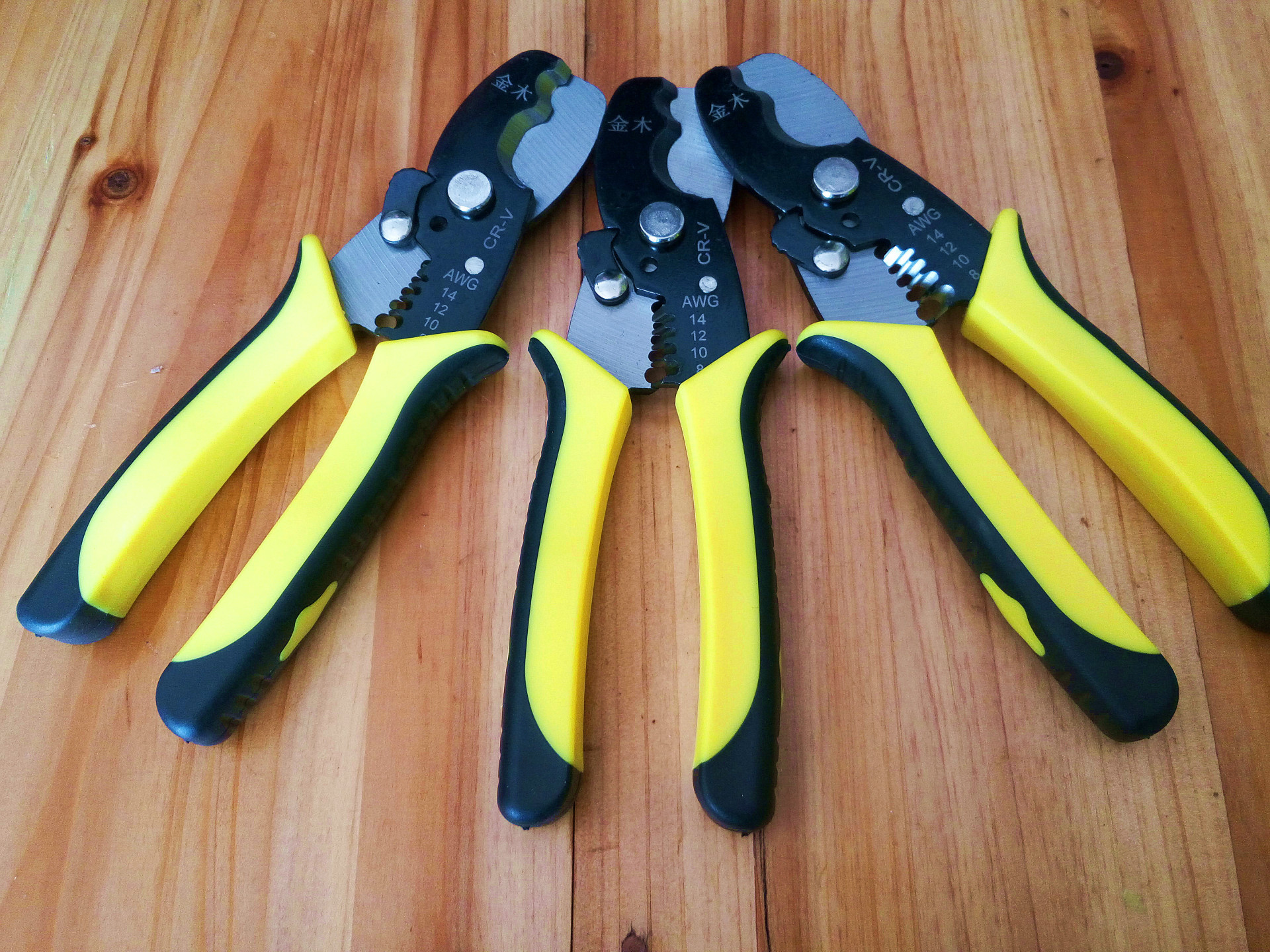 厂家直销多功能高强度电工专用电缆剥线钳 剥线器扒皮钳子