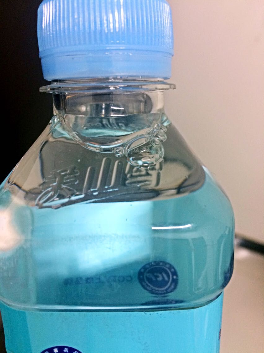 水饮料批发 关山雪 水中贵族 彩箱苏打水 优质饮用水批发360ml