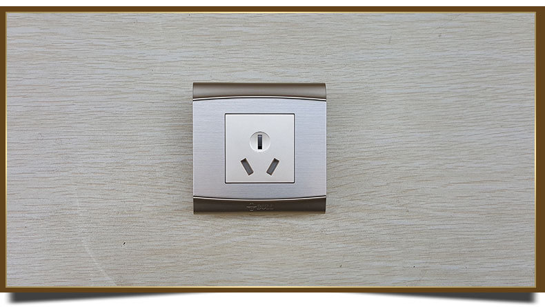 大量供应 公牛插座3孔插座 电工电气墙壁插座 一位三极插座