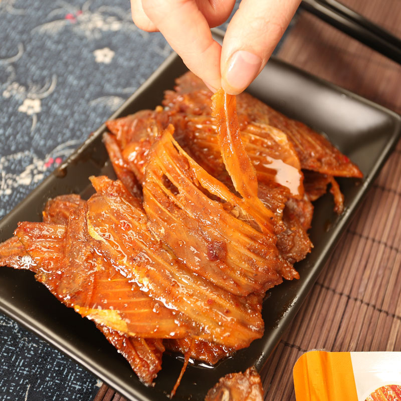 湖南特产水产品零食洞庭姑娘黄金鱼翅26g香辣味鱼翅整件批发